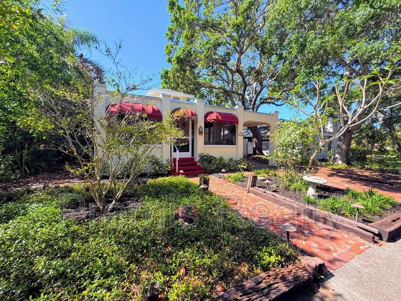 House for rent at 1103 Charles St, Clearwater, FL 33755