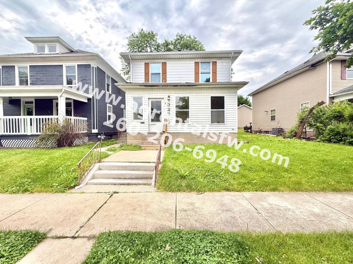 House for rent at 3221 Webster St, Fort Wayne, IN 46807