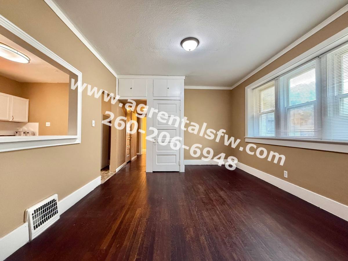 House for rent at 3221 Webster St, Fort Wayne, IN 46807