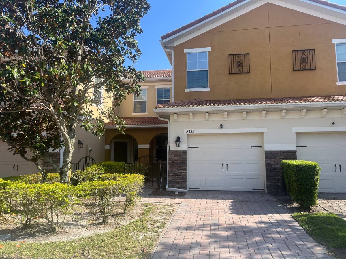 Townhouse for rent at 5435 Via Appia Way, Sanford, FL 32771