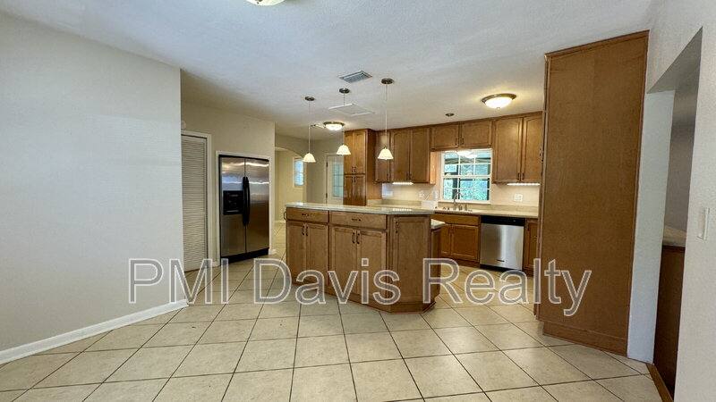 House for rent at 2543 Holly Point Rd W, Orange Park, FL 32073