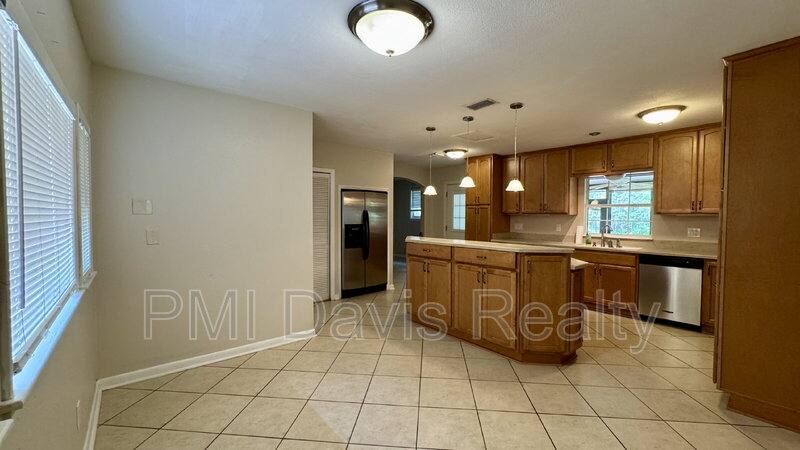 House for rent at 2543 Holly Point Rd W, Orange Park, FL 32073
