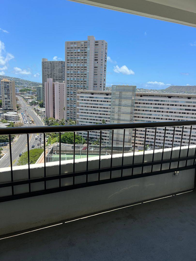 Apartment for rent at 2333 Kapiolani Blvd #MARCO Polo, Honolulu, HI 96826