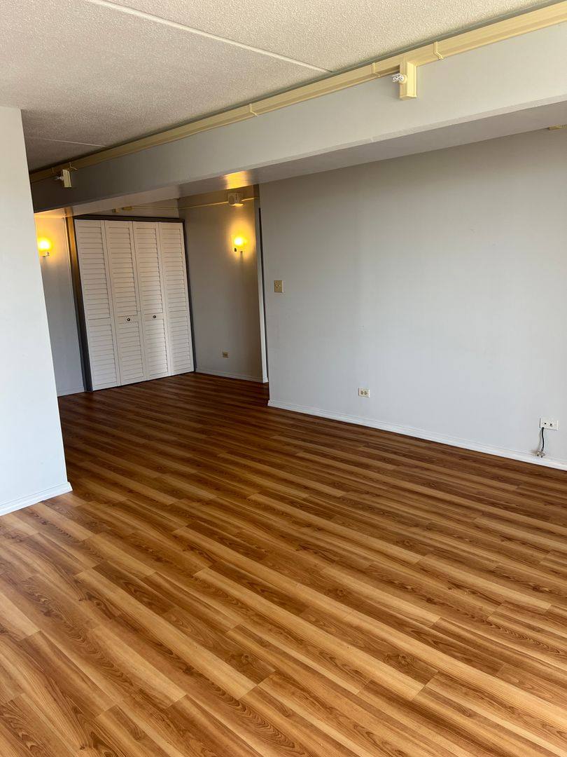 Apartment for rent at 2333 Kapiolani Blvd #MARCO Polo, Honolulu, HI 96826