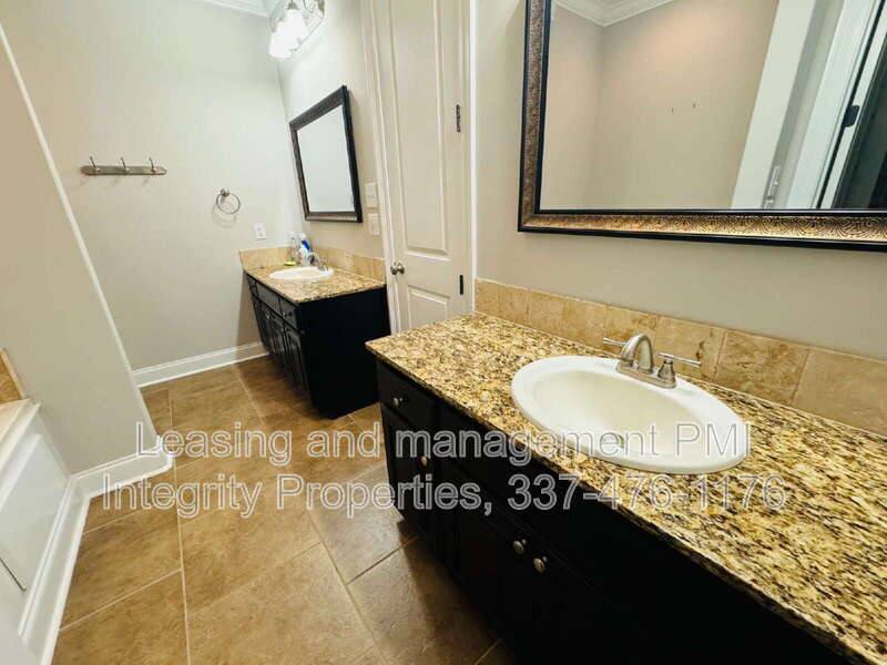 House for rent at 303 Barataria Bay Point, Lafayette, LA 70508