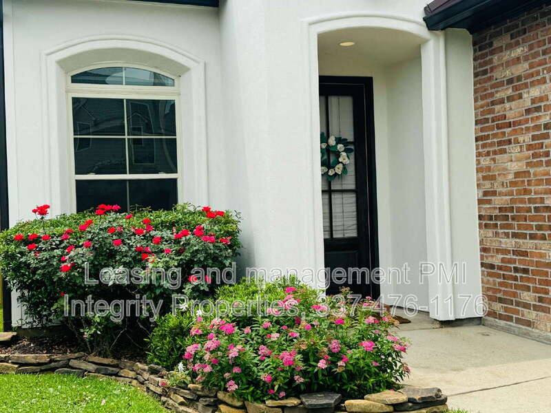 House for rent at 303 Barataria Bay Point, Lafayette, LA 70508