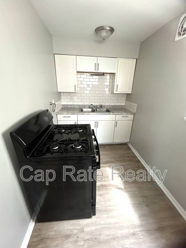 House for rent at 2174 Sullivant Ave, Columbus, OH 43223
