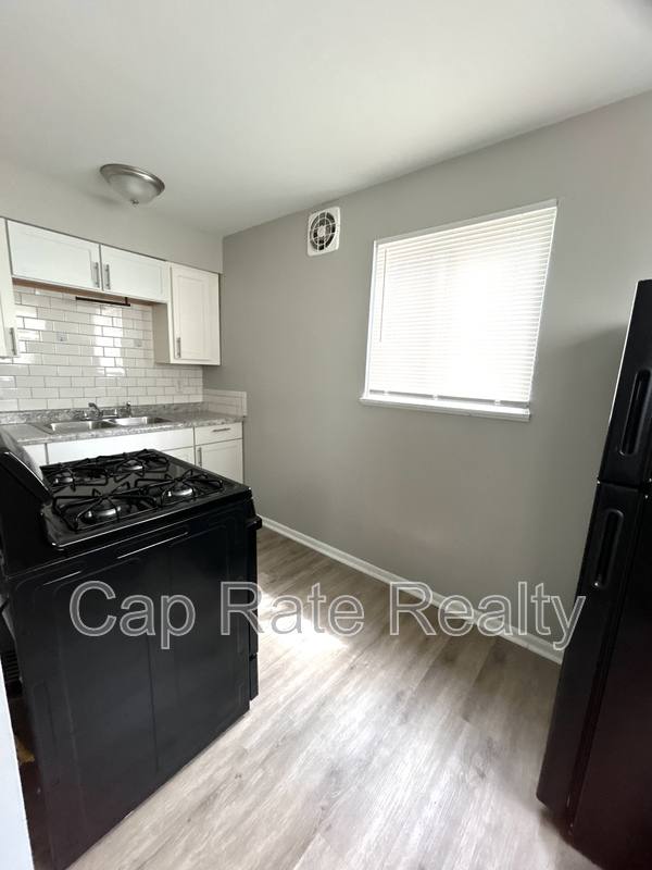 House for rent at 2174 Sullivant Ave, Columbus, OH 43223