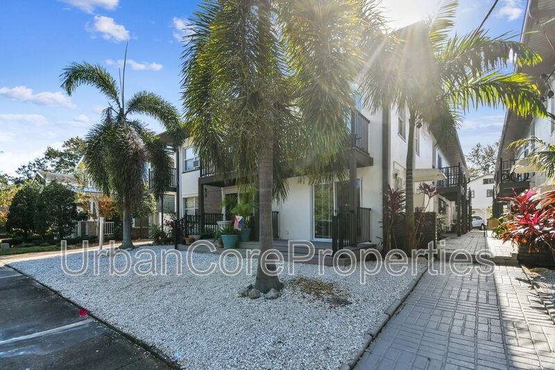 Apartment for rent at 1023 Locust St NE #24, Saint Petersburg, FL 33701