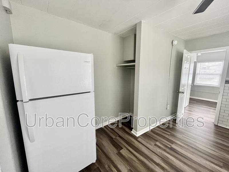Apartment for rent at 1023 Locust St NE #24, Saint Petersburg, FL 33701