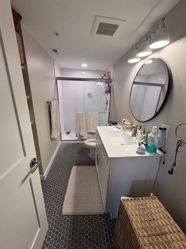 Apartment for rent at 923 S E Ave #12, Baltimore, MD 21224