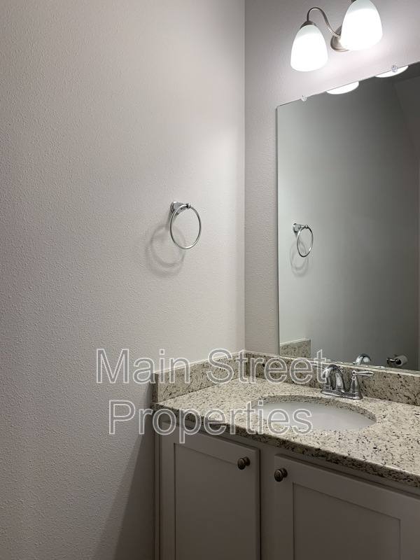 Townhouse for rent at 1524 Farragut Way, Pensacola, FL 32534