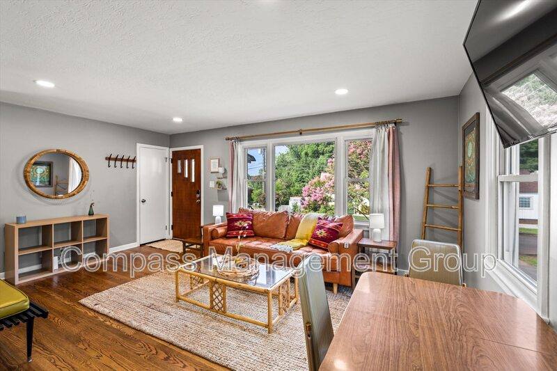 House for rent at 917 Hall St, Knoxville, TN 37920