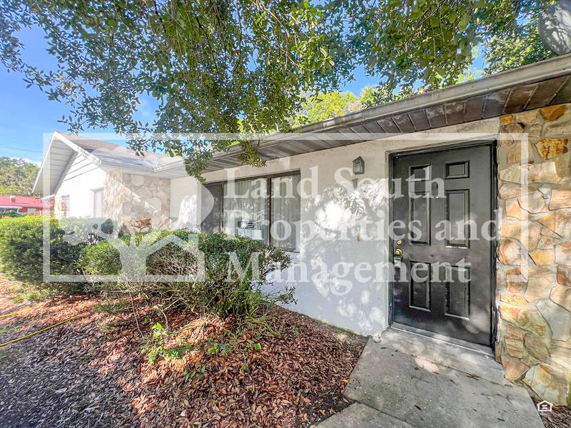 House for rent at 124 Rosalynn Circle, Lakeland, FL 33809