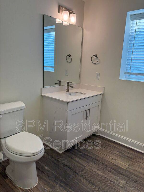 Apartment for rent at 214 Red Cross St #102, Wilmington, NC 28401