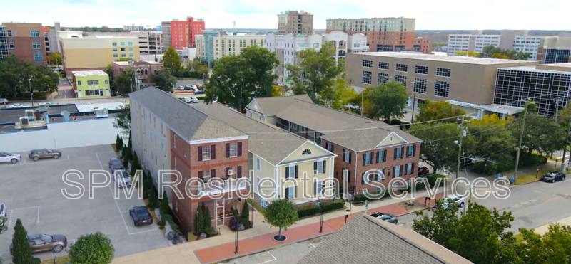 Apartment for rent at 214 Red Cross St #102, Wilmington, NC 28401