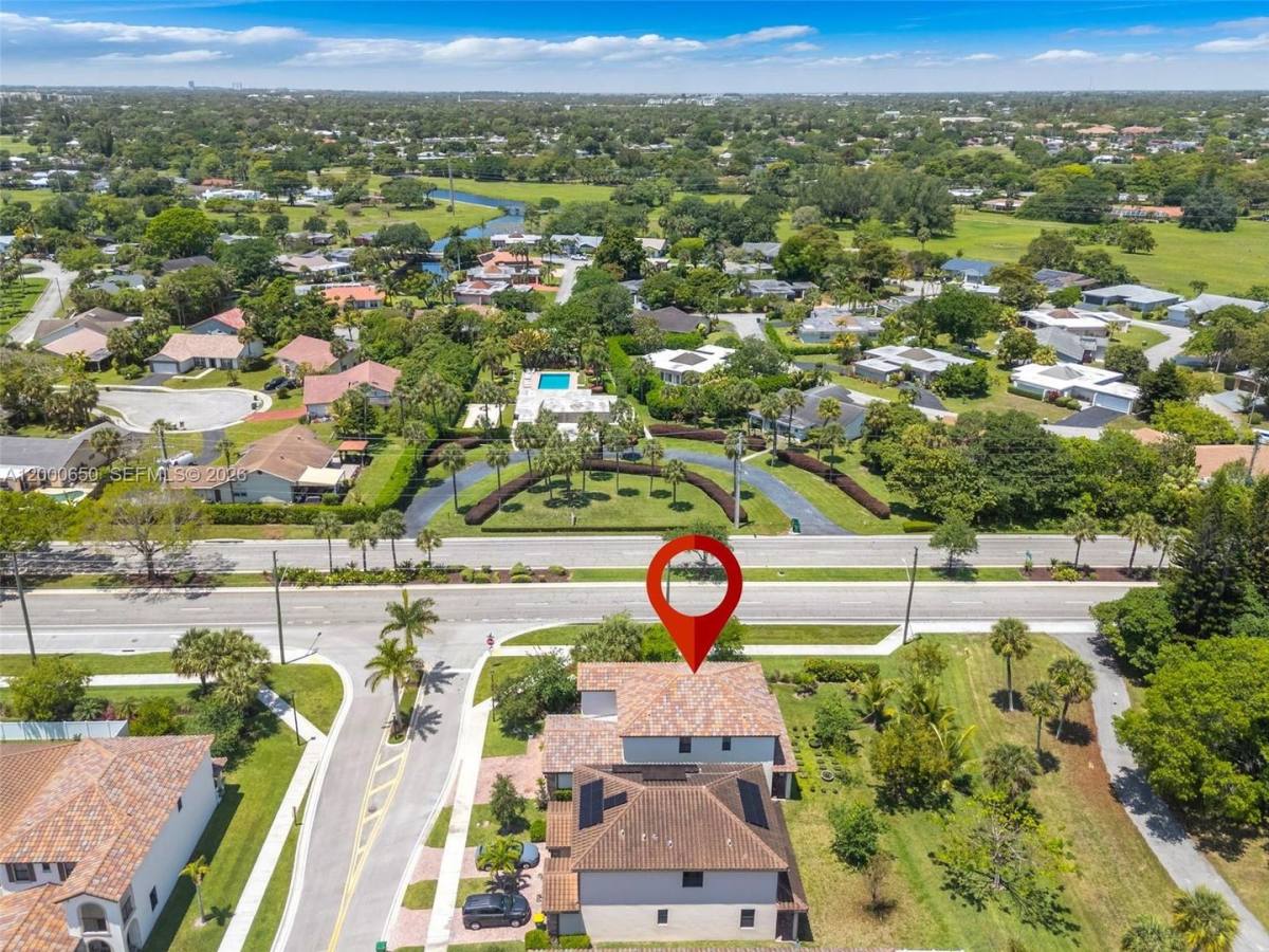 House for rent at 5113 NW 52nd St, Fort Lauderdale, FL 33319