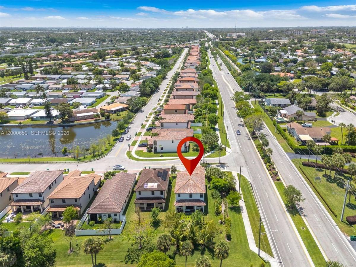 House for rent at 5113 NW 52nd St, Fort Lauderdale, FL 33319