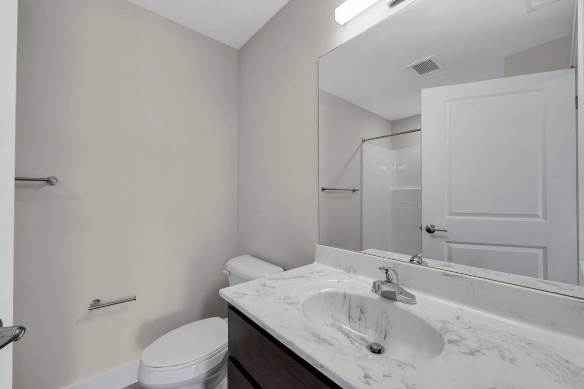 Apartment for rent at 507 W Springfield, Urbana, IL 61801