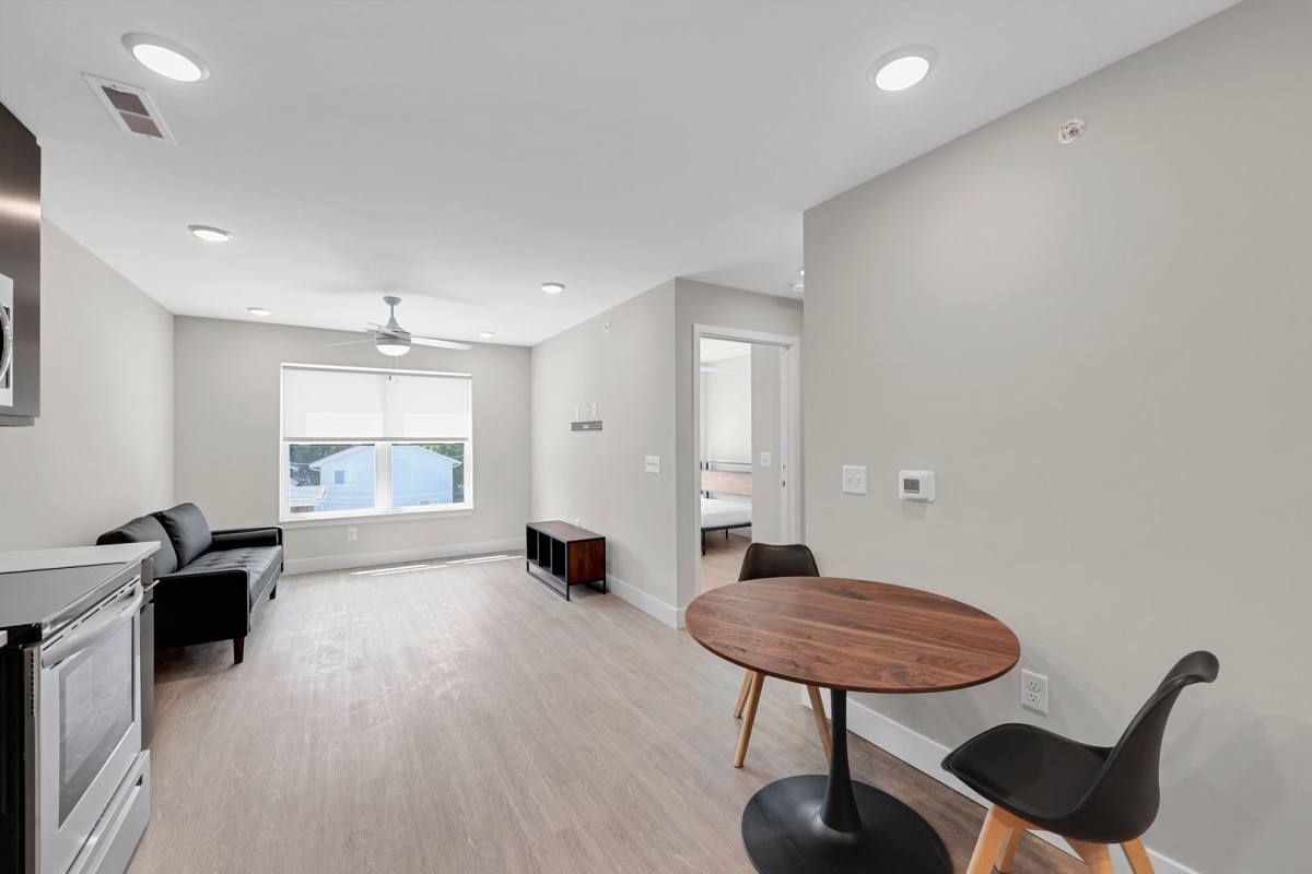 Apartment for rent at 507 W Springfield, Urbana, IL 61801