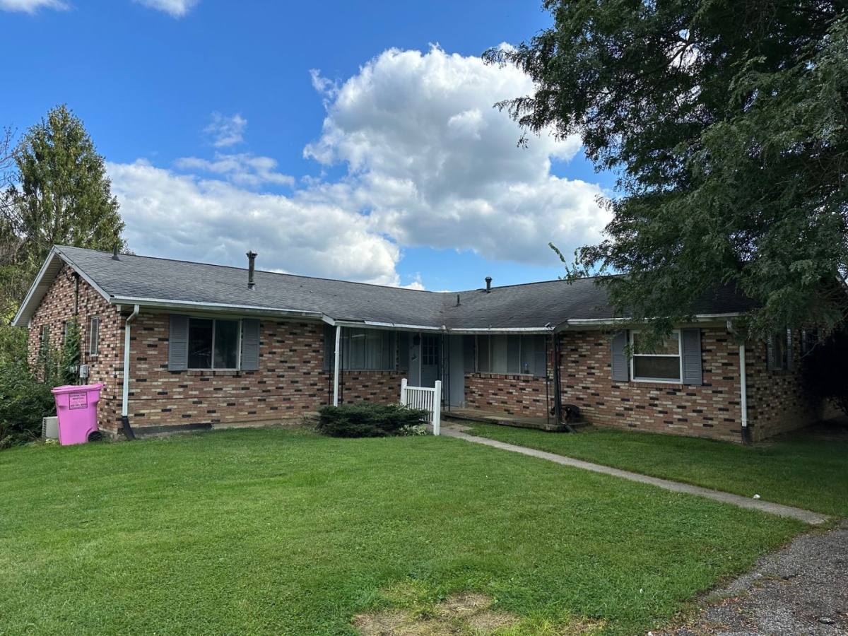Apartment for rent at 104 N Brookwood Way, Mansfield, OH 44906