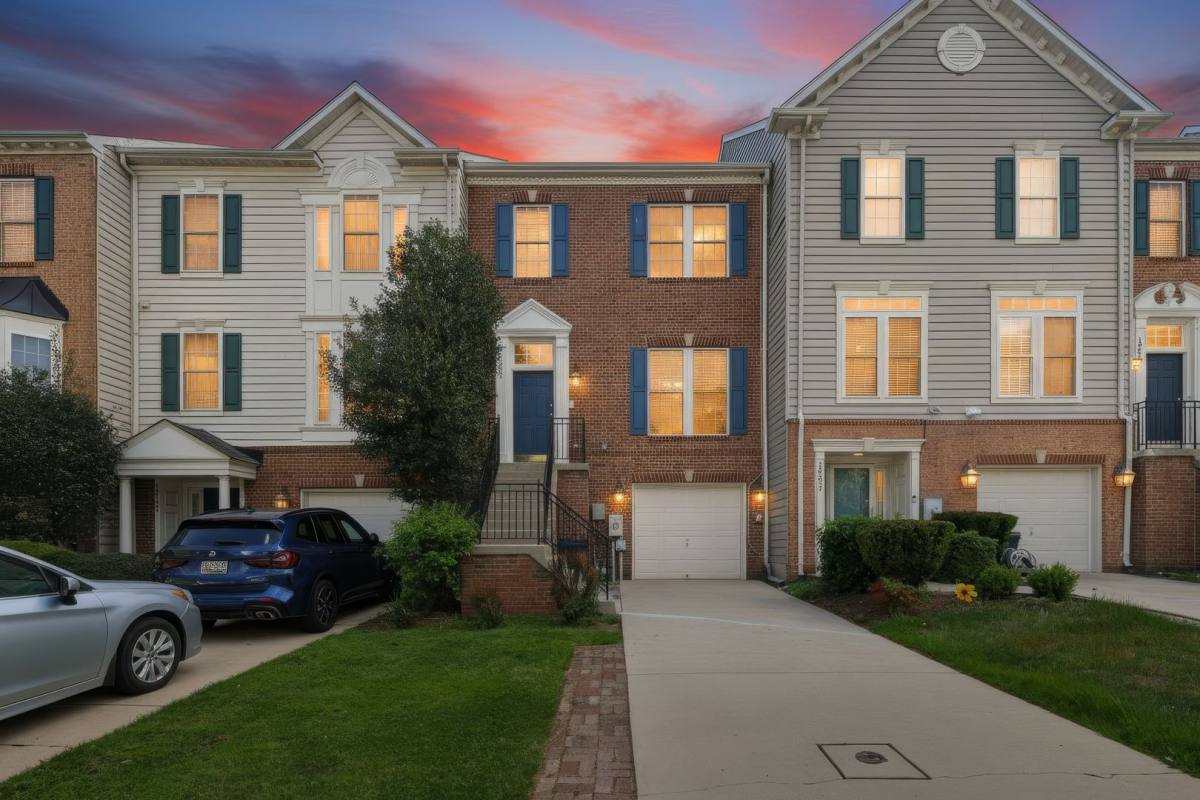 Townhouse for rent at 10635 Hillingdon Rd, Woodstock, MD 21163