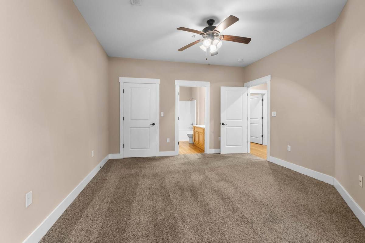 Apartment for rent at 2022 Walden Pond Way, Cape Girardeau, MO 63701