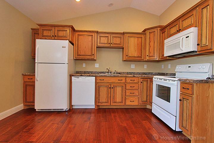 Apartment for rent at 2478 2480 Travelers Way, Jackson, MO 63755