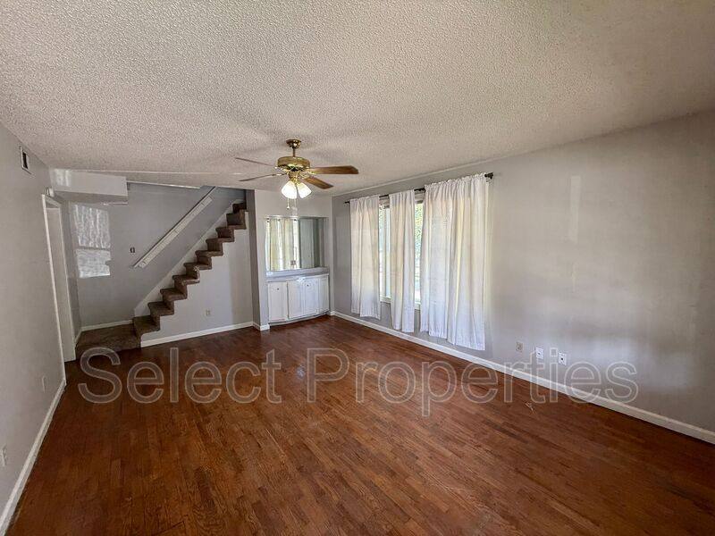 Townhouse for rent at 717 Flint, Jonesboro, AR 72401