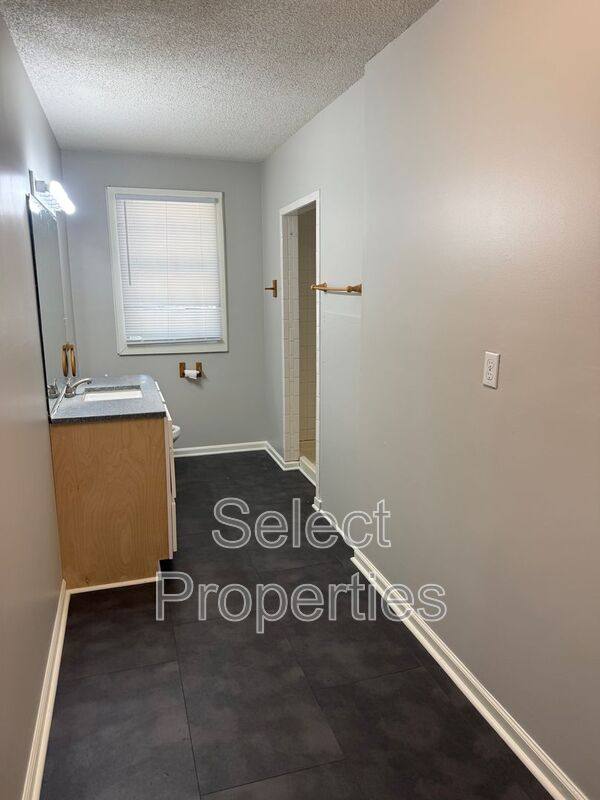 Townhouse for rent at 717 Flint, Jonesboro, AR 72401