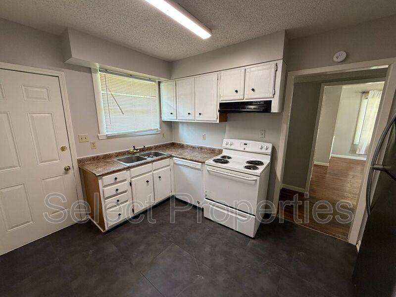 Townhouse for rent at 717 Flint, Jonesboro, AR 72401