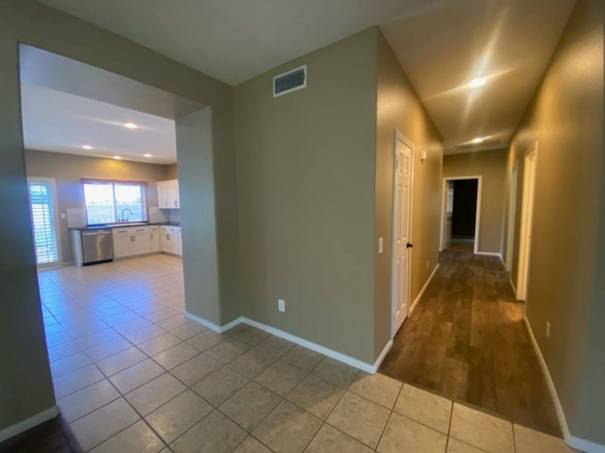 House for rent at 409 Lexington Circle, Oceanside, CA 92057