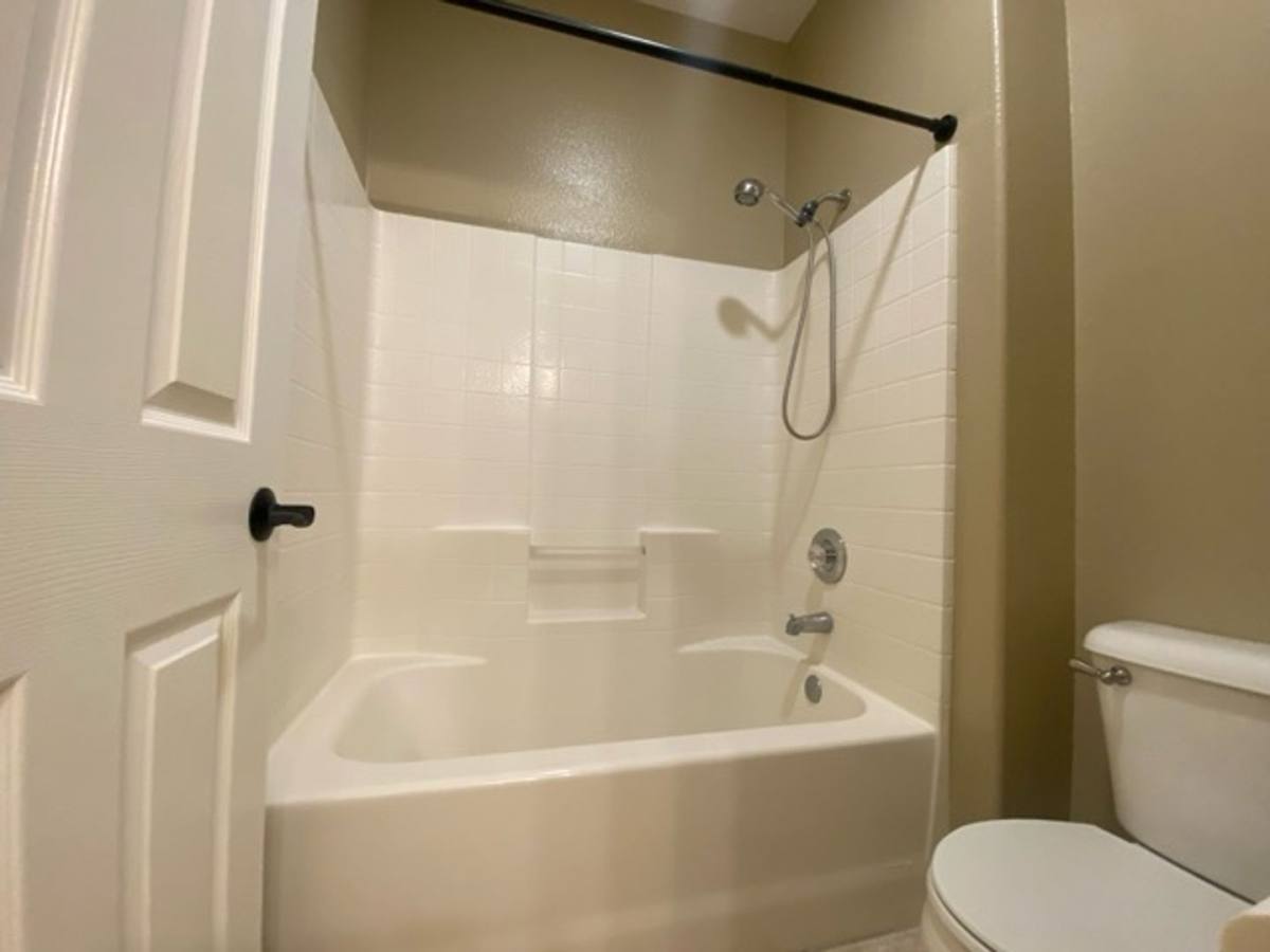 House for rent at 409 Lexington Circle, Oceanside, CA 92057