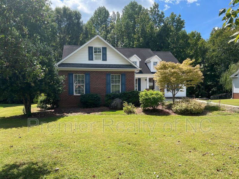 House for rent at 246 Winding Creek Rd, Mocksville, NC 27028