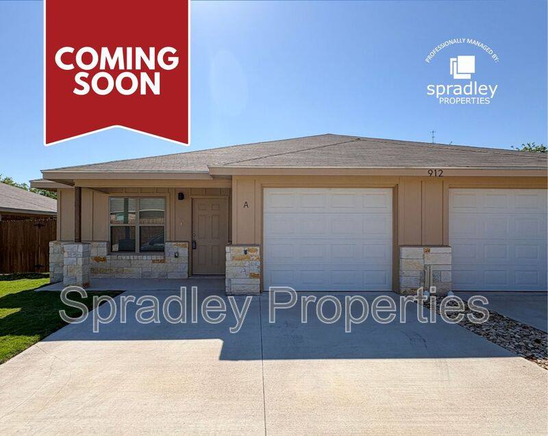 Townhouse for rent at 1004A San Saba Court, Belton, TX 76513