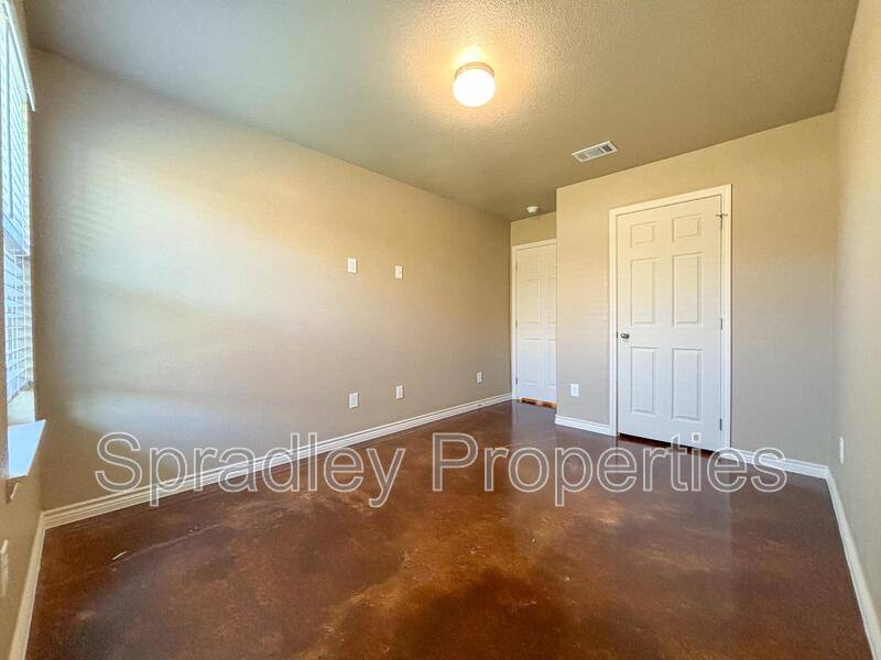 Townhouse for rent at 1004A San Saba Court, Belton, TX 76513