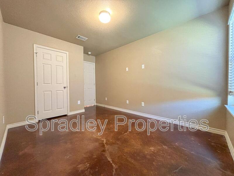 Townhouse for rent at 1004A San Saba Court, Belton, TX 76513