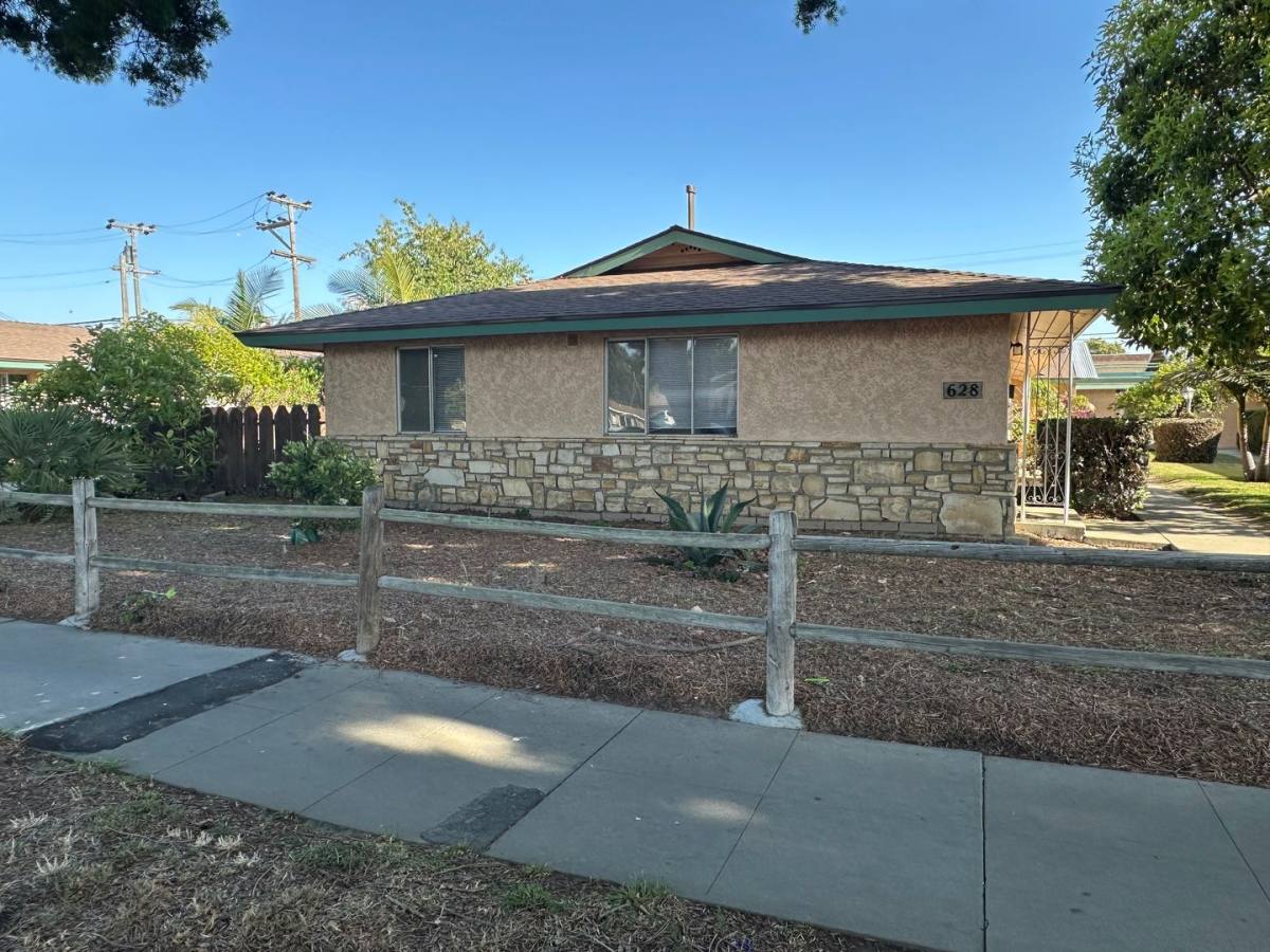Apartment for rent at 628 E Chapel St, Santa Maria, CA 93454