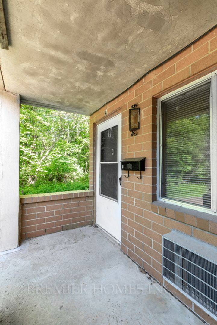 Apartment for rent at 3718 Martindale Rd NE, Canton, OH 44714