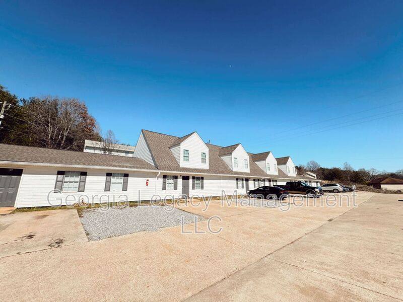 Apartment for rent at 896 Campbell St #A6, Cleveland, GA 30528