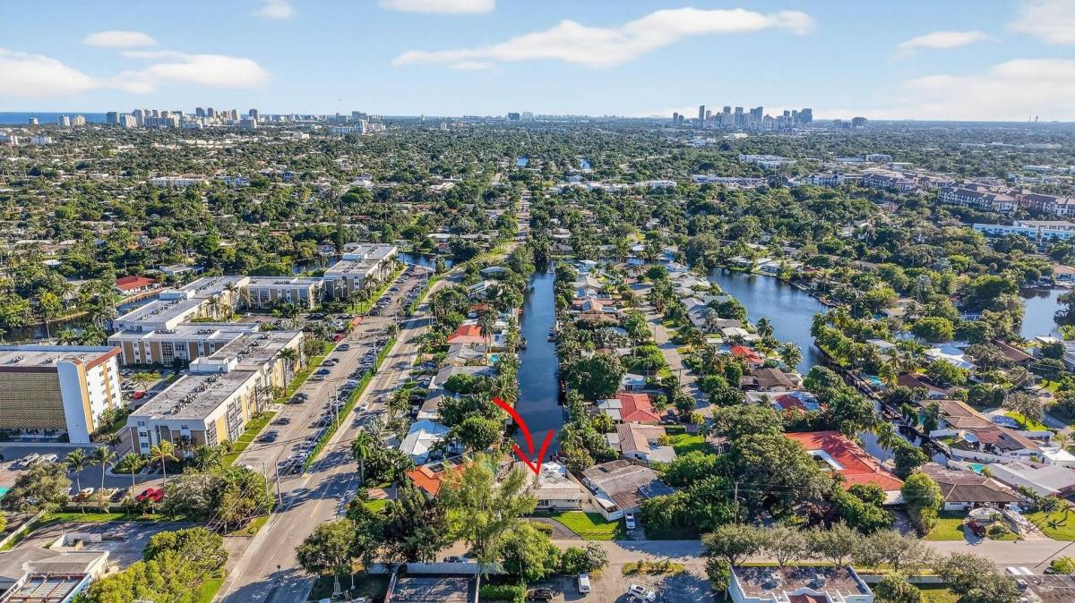 House for rent at 1570 NE 30th Place, Fort Lauderdale, FL 33334