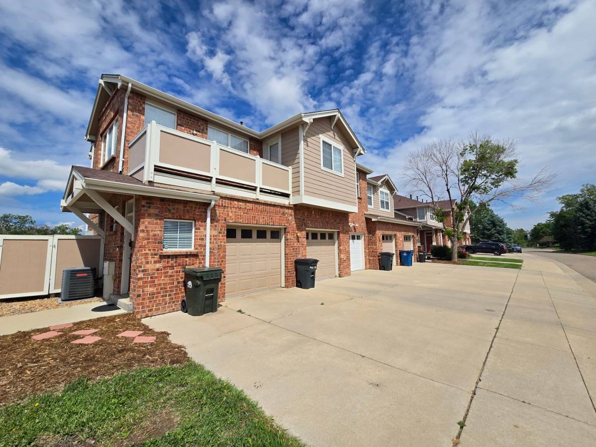 Townhouse for rent at 8865 Federal Blvd, Denver, CO 80260
