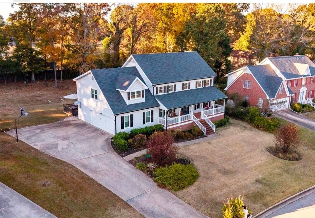 House for rent at 2599 Hickory Cove SW, Lilburn, GA 30047