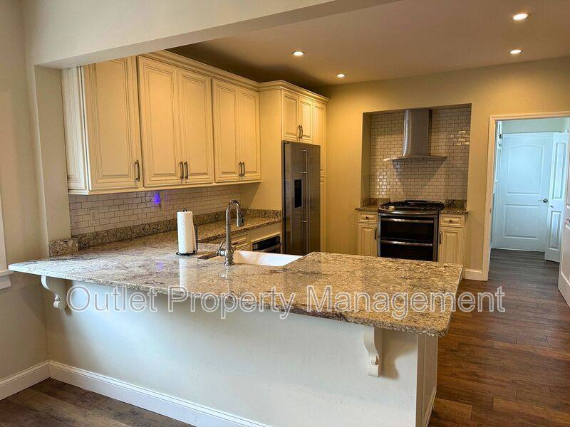 Apartment for rent at 133 E Concord St #A, Orlando, FL 32801