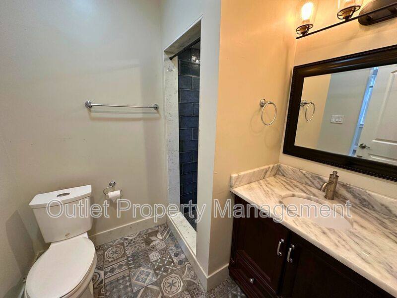 Apartment for rent at 133 E Concord St #A, Orlando, FL 32801