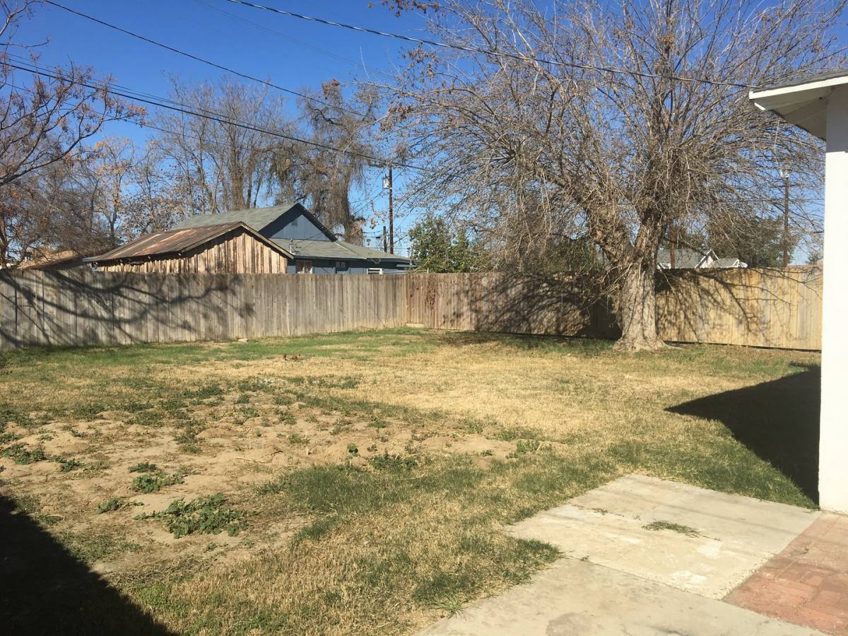 House for rent at 113 S Regal St, Bakersfield, CA 93308