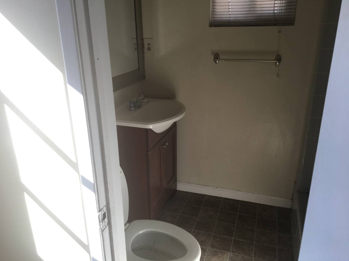 House for rent at 113 S Regal St, Bakersfield, CA 93308