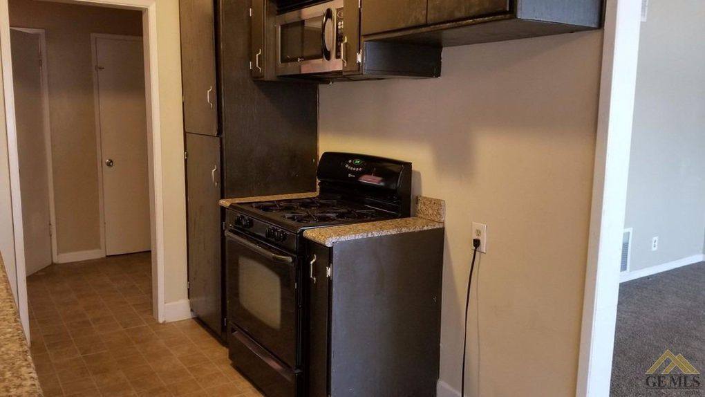 House for rent at 113 S Regal St, Bakersfield, CA 93308