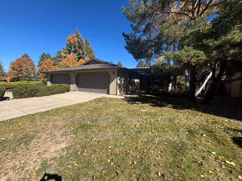 House for rent at 2340 N Plateau Dr, Flagstaff, AZ 86004