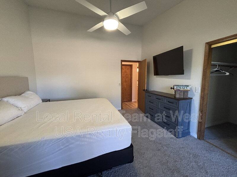House for rent at 2340 N Plateau Dr, Flagstaff, AZ 86004